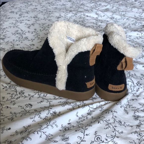 Sanuk Shoes - Sanuk boots